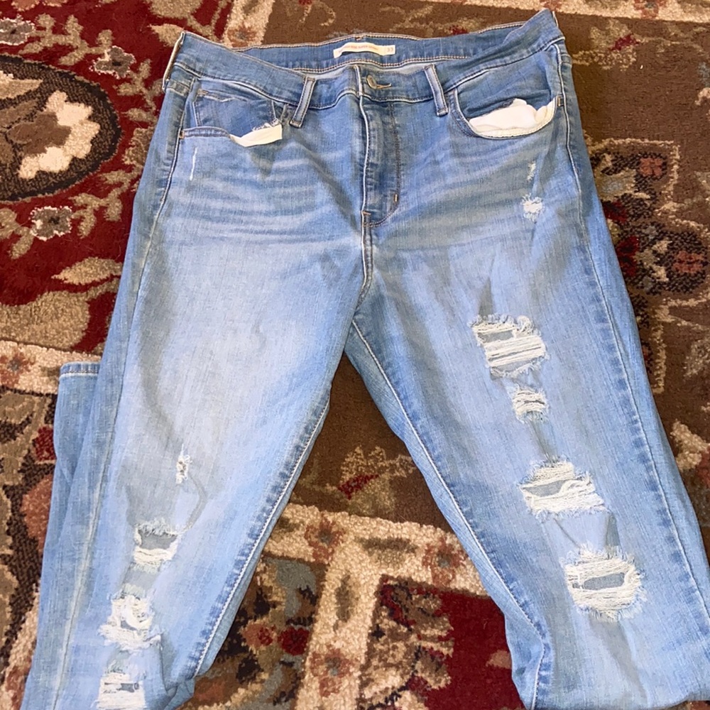 Levi jeans